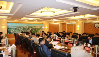 �ĳ����ٿ���ƽ������鹤����ϯ����